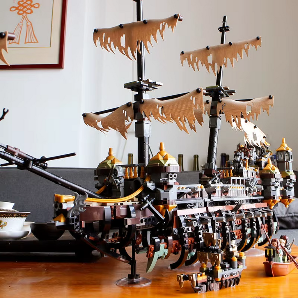 Ghost Pirate Ship Building Set